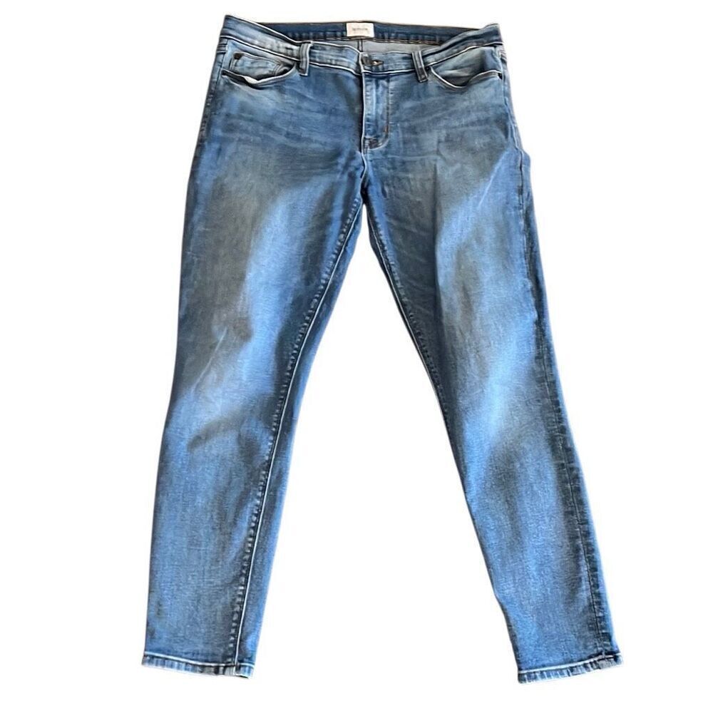 Hudson Krista super skinny jeans size 31. Well loved.